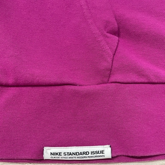 Nike women’s swoosh Fly standard issue full- zip Hoodie sweater size medium - Picture 6 of 8